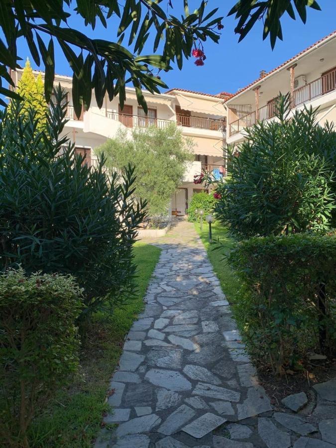 Sarizas Apartments Сиври Экстерьер фото